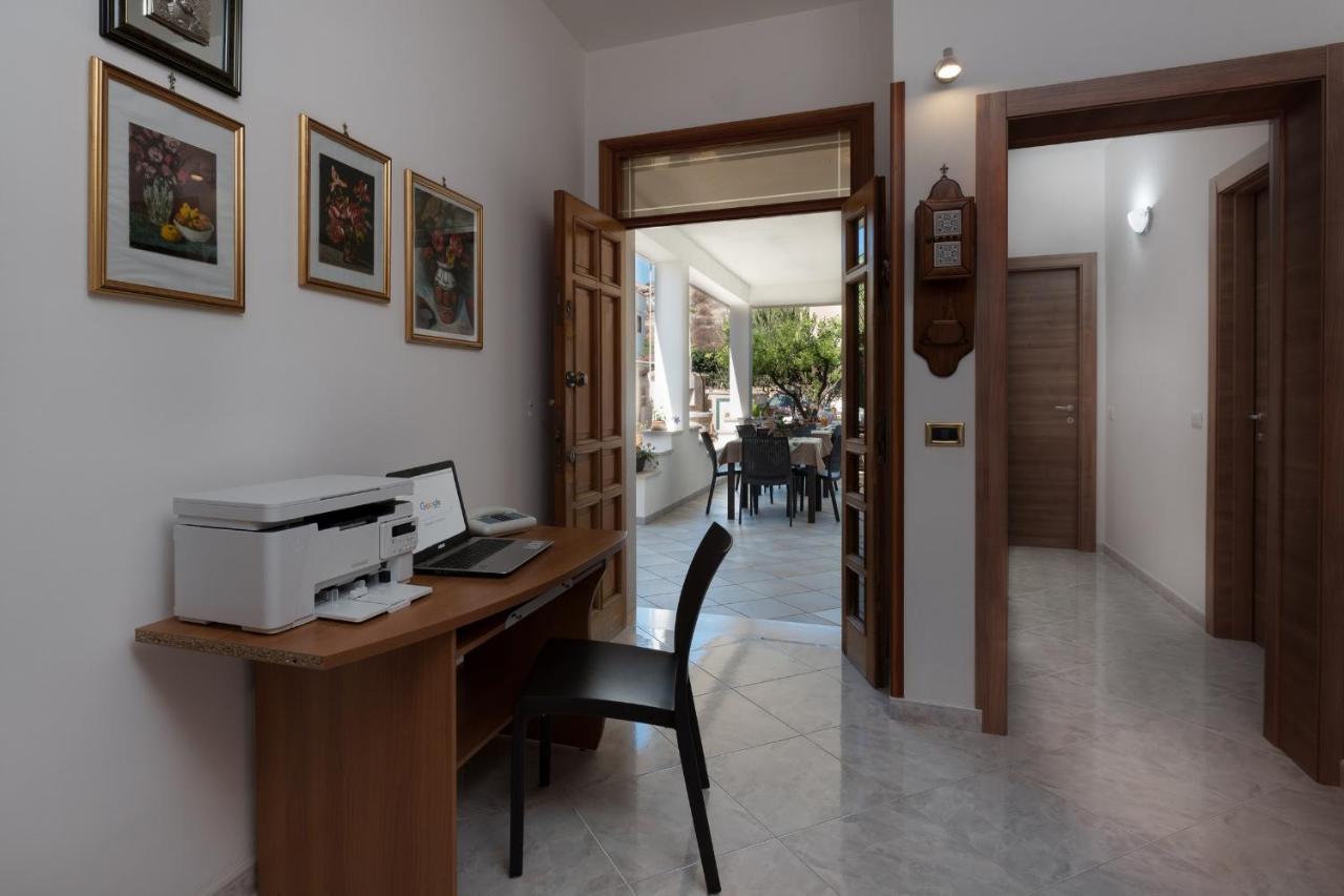 산비토로카포 Tra La Montagna E Il Mare B&B 외부 사진